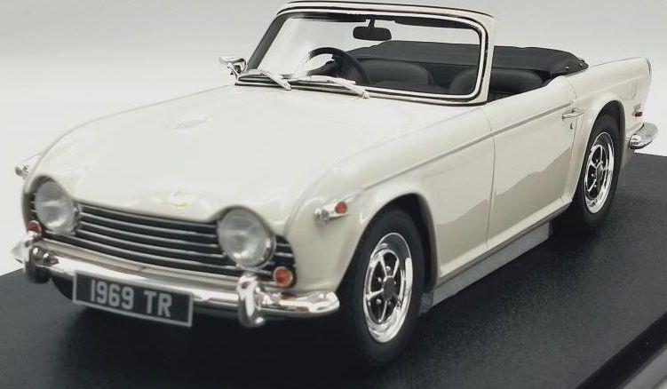 Cult 1:18 Scale Triumph TR5 P.I. White 1967-1968