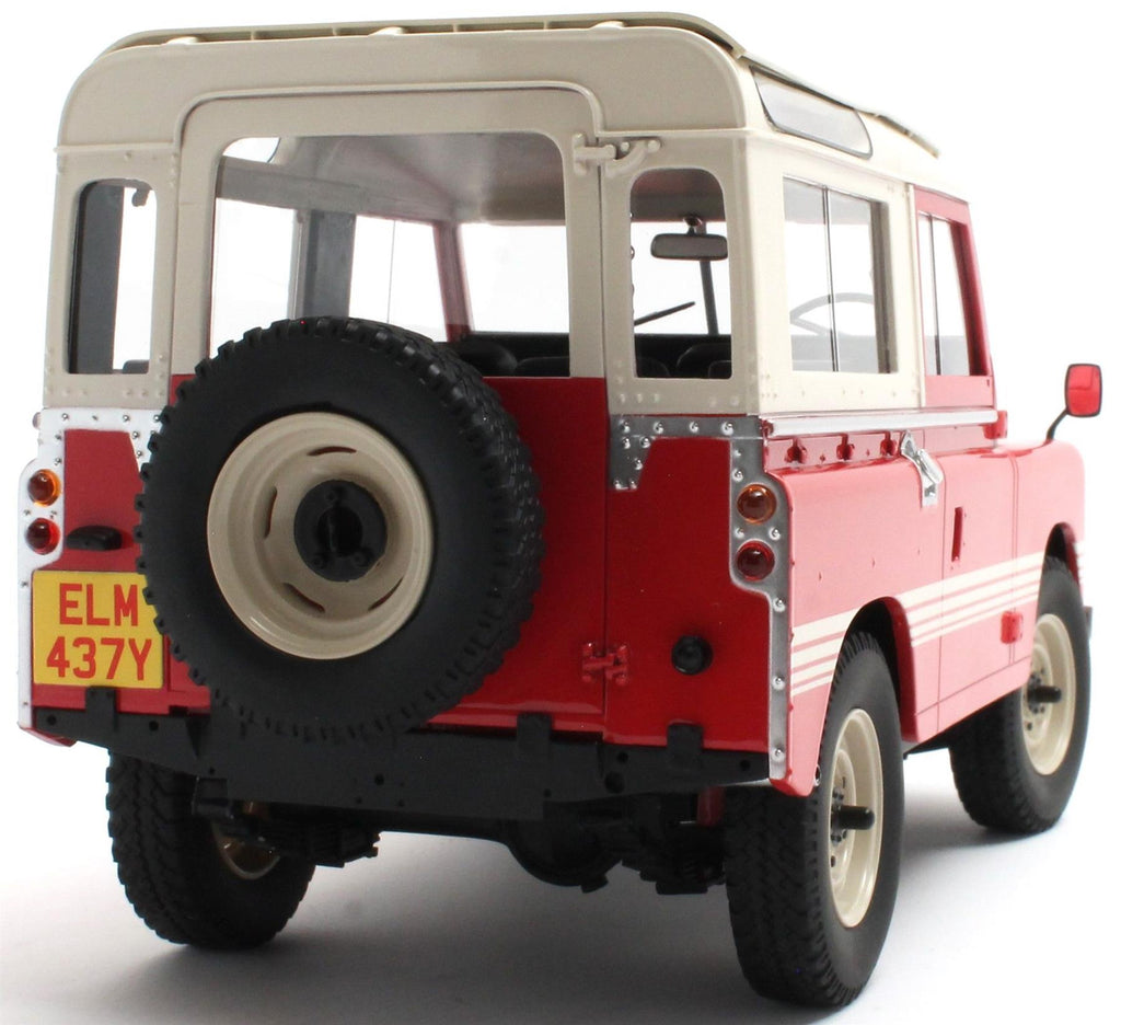 Cult 1:18 Scale Land Rover 88 Series III - Masai Red County - 1978 - 100pcs Ltd Edition