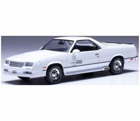 IXO 1:43 Scale Chevrolet El Camino SS White 1987