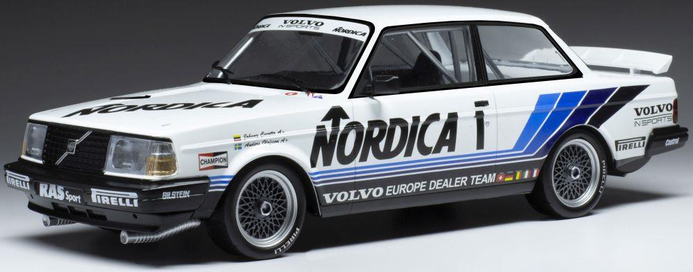 IXO 1:18 Scale Volvo 240 Turbo #1 ETCC Brunn 1986 J.Cecotto/A.Olofsson