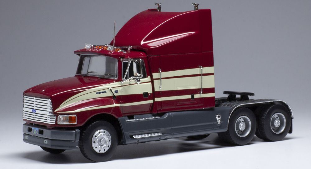IXO 1:43 Scale Ford Aeromax Red/Beige 1990