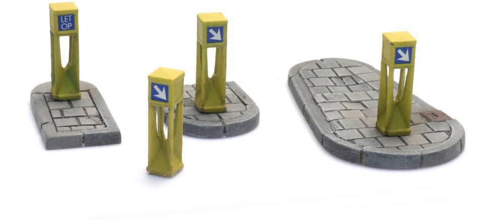 Artitec H0 Scale Traffic columns (4x) & refuge islands (2x) 1:87 Resin Kit,  Unpainted