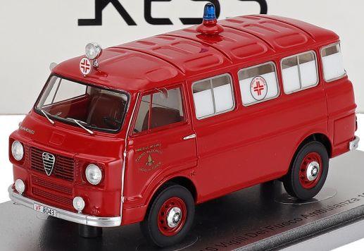 Kess  1:43rd Scale Alfa Romeo F-12 Vigili Del Fuoco Ambulanza Fire Engine Ambulance 1968