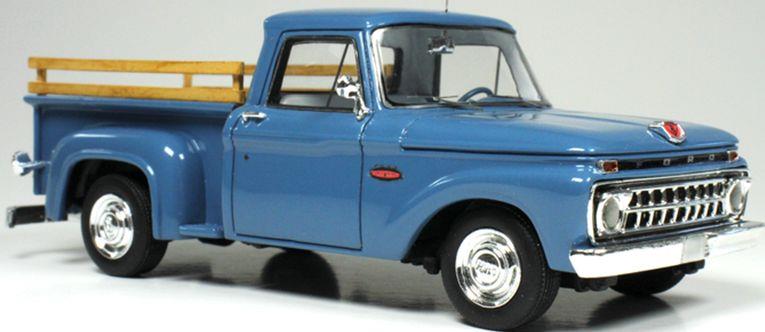 Goldvarg 1:43 Scale Ford F-100 Stepside Marlin Blue 1965
