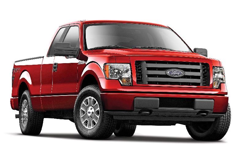 Maisto 1:24 Scale Ford F-150 STX - Red