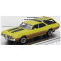 KESS 1:43rd Scale Oldsmobile Vista Cruiser 442 SW Yellow Black Wood Station Wagon 1972