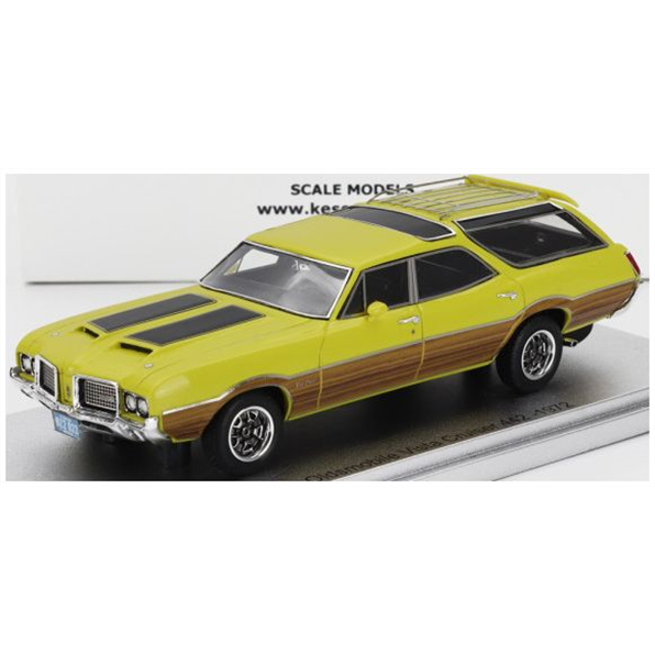 KESS 1:43rd Scale Oldsmobile Vista Cruiser 442 SW Yellow Black Wood Station Wagon 1972