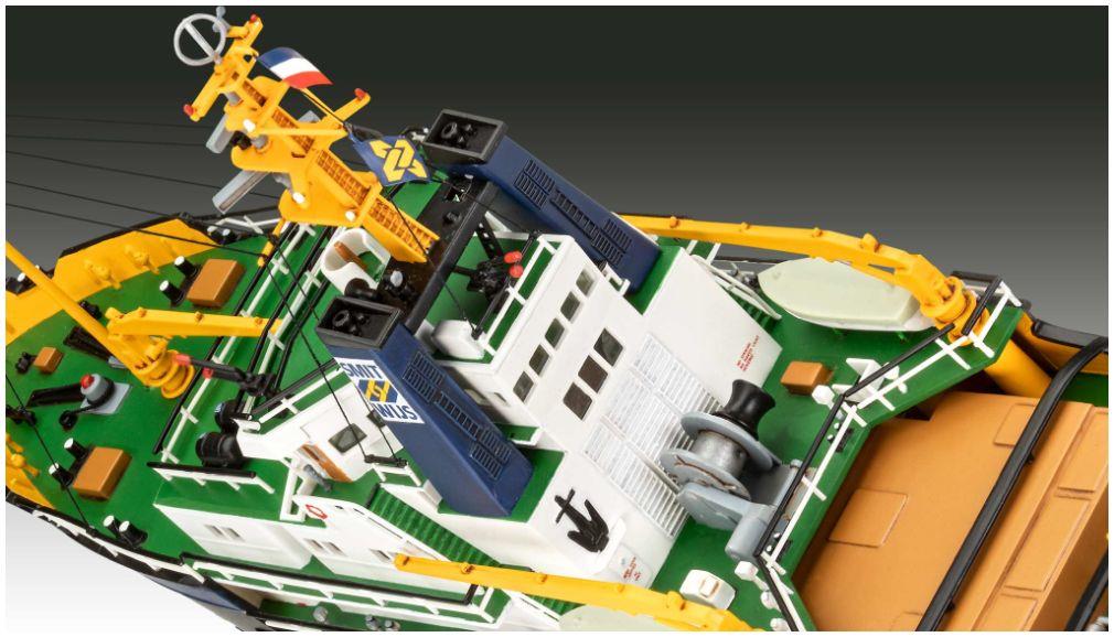 Revell 1:200 Scale Tug Boat Smit Houston