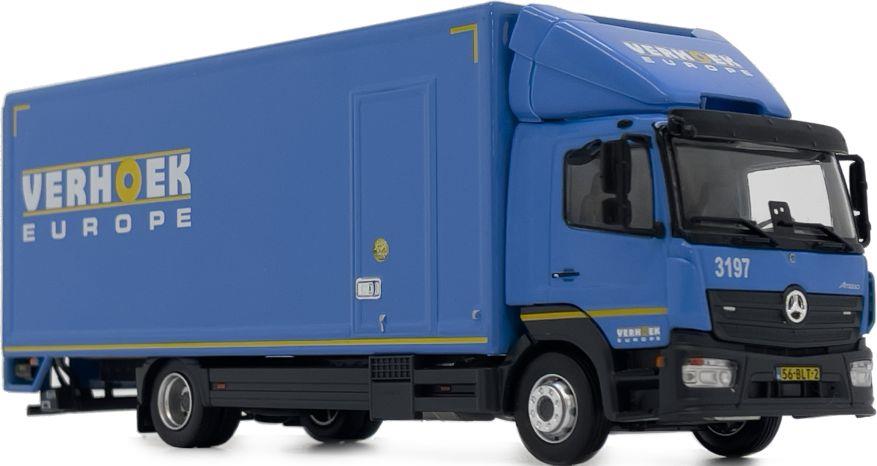 Marge Farm Models 1:32nd Scale Mercedes Atego Blue Verhoek