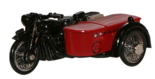 Oxford Diecast 1:76 Scale BSA Motorcycle & Sidecar - Royal Mail