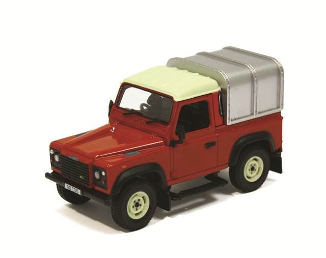 Britains 1:32 Scale Land Rover Defender 90 (Green)