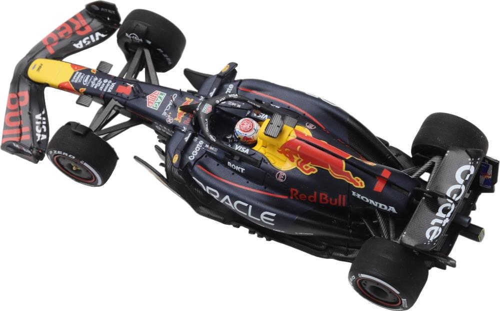 Spark  1:43rd Scale Oracle Red Bull Racing RB21 #1 Winner Las Vegas GP 2025 Max Verstappen w/Pit Board