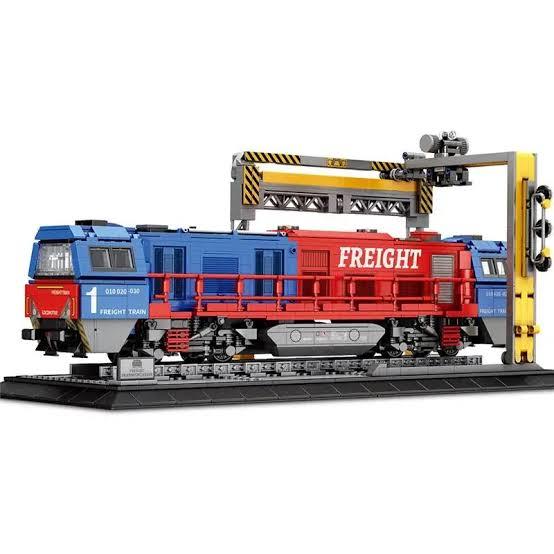 Reobrix Brickbuild 51 CM Scale G2000 European Freight Train (1,980pcs)
