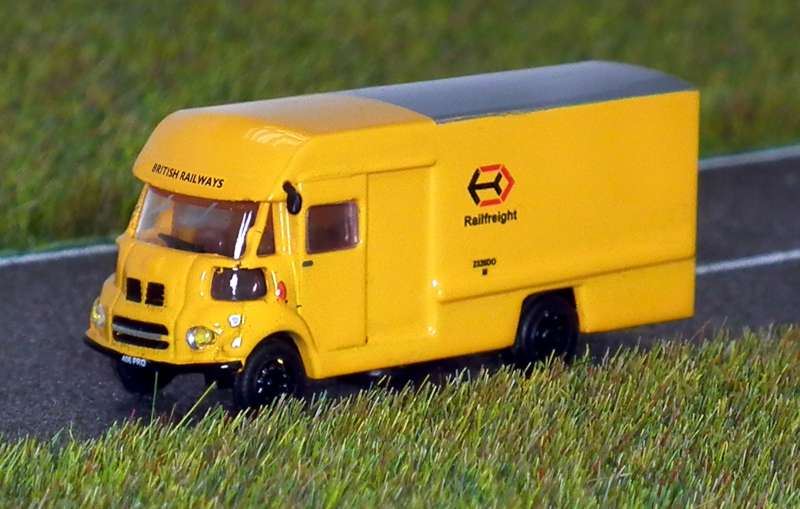 B-T Models 1:148 Scale Leyland FG Van - BR Railfreight