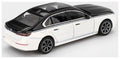 Truescale 1:64 Scale BMW I7 XDRIVE60 Alpine White/Black Sapphire (LHD)