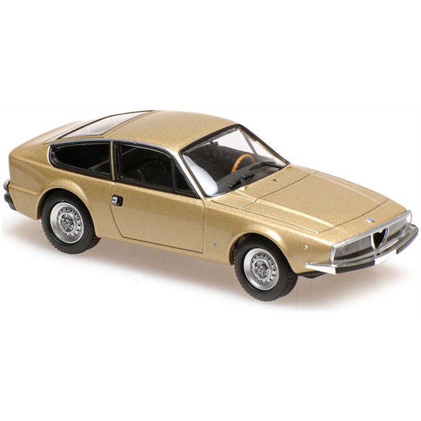 Minichamps 1:43 Scale Alfa Romeo 1600 Junior Z - 1972 - Gold