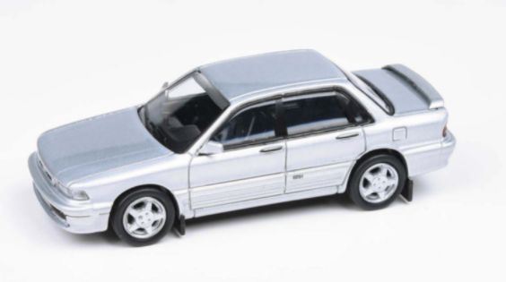 Paragon 1:64 Scale Mitsubishi Galant VR-4 Grace Silver (RHD)