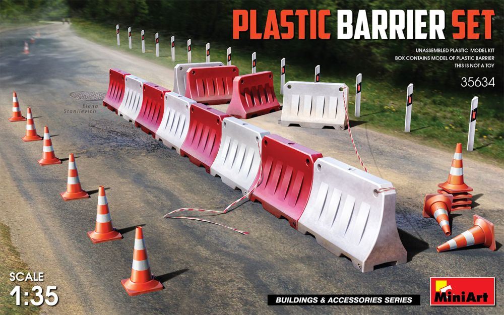 Miniart 1:35 Scale Plastic Barrier Set
