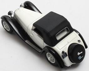 Matrix 1:43rd Scale Alfa Romeo 6C 1750SV Figoni Closed White Black 1932