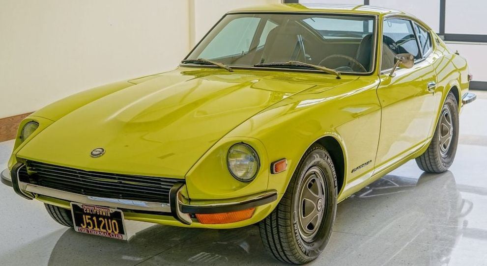 Sunstar 1:18 Scale Datsun 240Z Yellow 1972