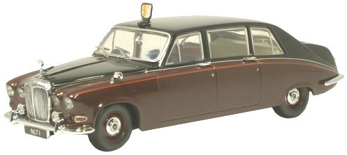 Oxford Diecast 1:43 Scale Daimler DS420 Limo Claret/Black (Queen Mot