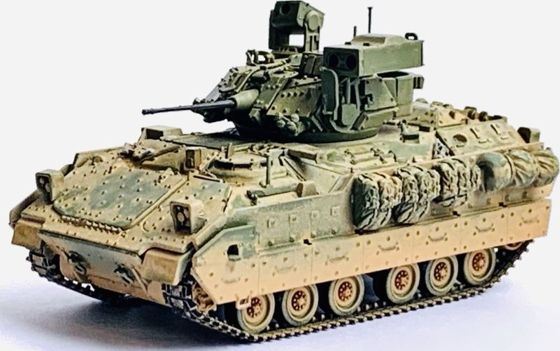 Dragon 1:72 Scale M2A3 Bradley Dusty Version