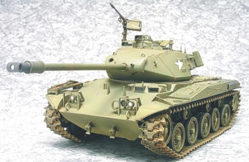 AFV Kits 1:35 Scale M41A3 Walker Bulldog Light Tank