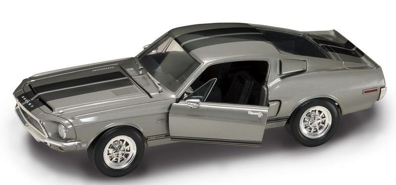 Road Signature 1:18 Scale Shelby GT500Kr 1968 - Silver (Eleanor)