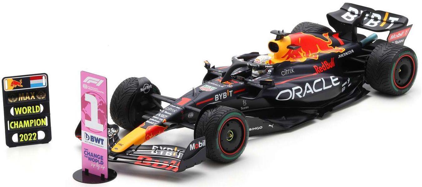 Spark 1:12 Scale Oracle Red Bull Racing RB18 #1 Verstappen 1st Japanese GP '22 F1 Champion w/Pitboard