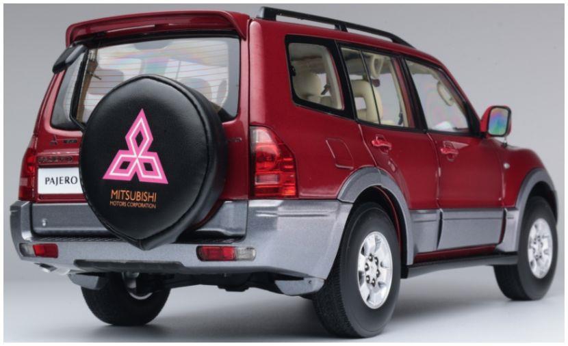 Sun Star 1:18th Scale Mitsubishi Pajero V73 Red Metallic