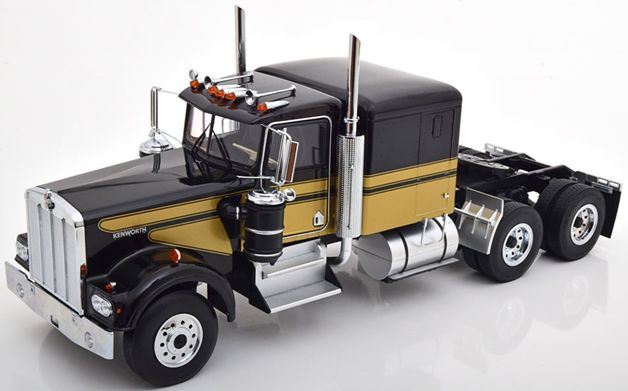 Road Kings 1:18 Scale Kenworth W900 Black/Gold 'Smokey and the Bandit Look-a-Like'