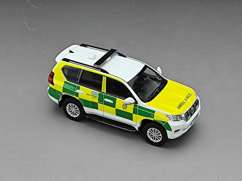 Vitesse 1:43 Scale Toyota Land Cruiser Prado 2018 UK Isle of White Ambulance Service (Ltd Ed. 399pcs)