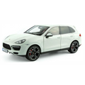 Burago 1:43 Scale Porsche Cayenne - White