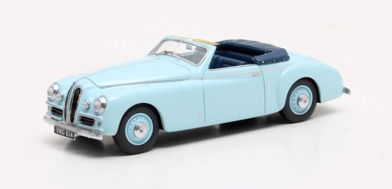 Matrix 1:43 Scale Bristol 400 DHC Pininfarina Blue 1948