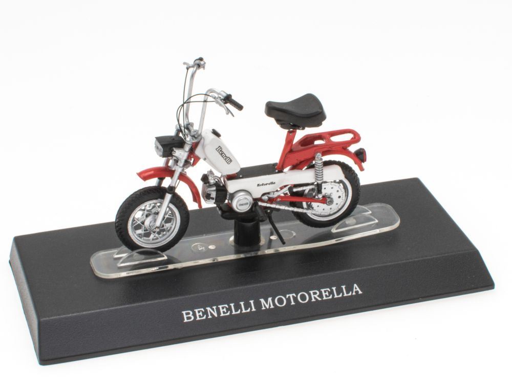 Atlas Editions 1:18 Scale Benelli Motorella 'Scooter Collection'