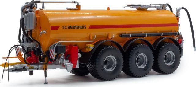 Universal Hobbies 1:32 Scale Veenhuis Profiline 3 Axle Slurry Tanker Limited Edition