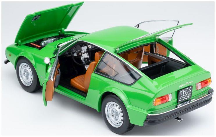 Norev 1:18th Scale Alfa Romeo Junior Zagato 1969 Green
