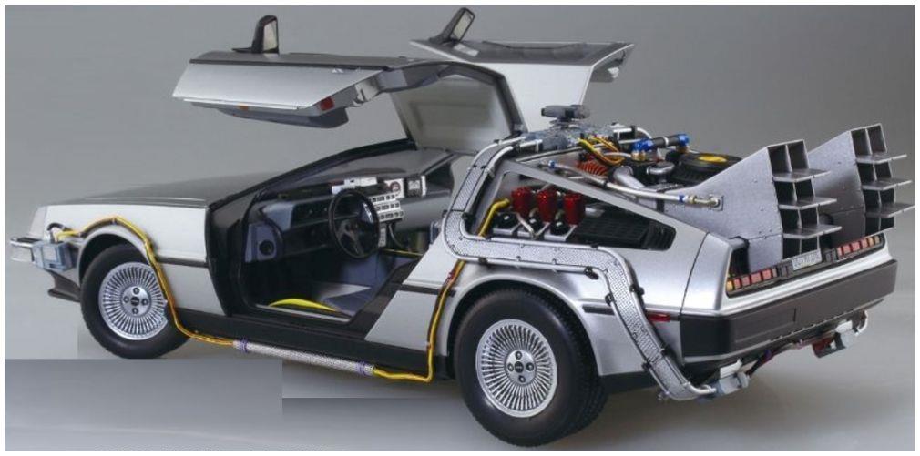 Aoshima  1:24th Scale Time Machine 'Back To The Future Part I'