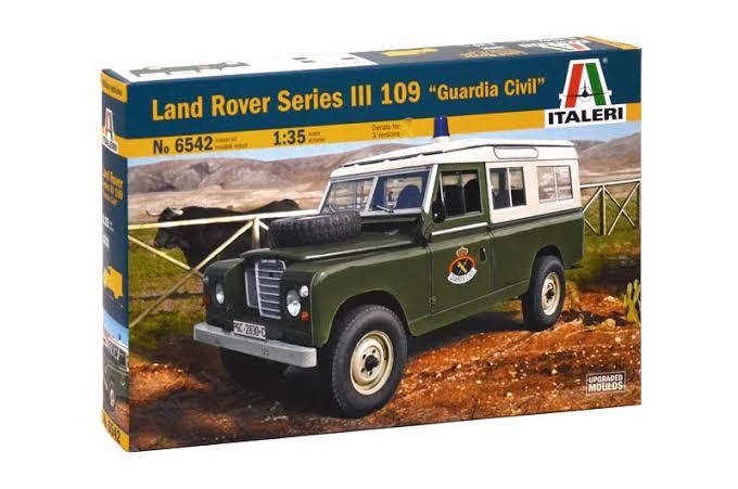 ITALERI IT6542 1/35 Scale  LAND ROVER 109 SERIES III GUARDIA CIVIL
