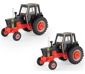 Ertl 1:64 Scale Case Black Knight Set Case 970 and Case 1070