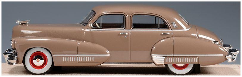 GLM 1:43 Scale Cadillac Sixty Special Pawnee Beige 1942