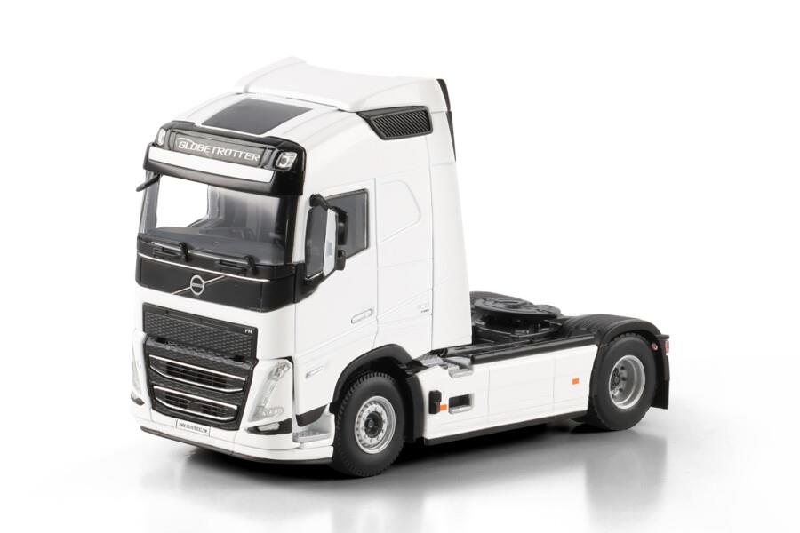 WSi 1:50th Scale Volvo FH5 MY2024 Globetrotter 4x2