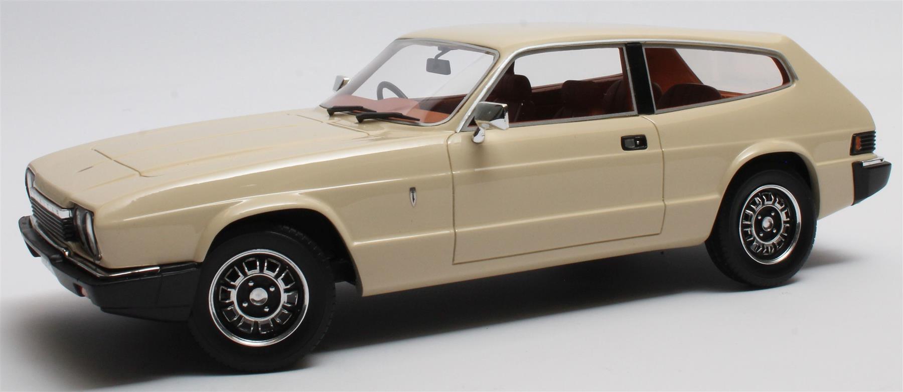Cult 1:18 Scale Reliant Scimitar SE6A White 1976