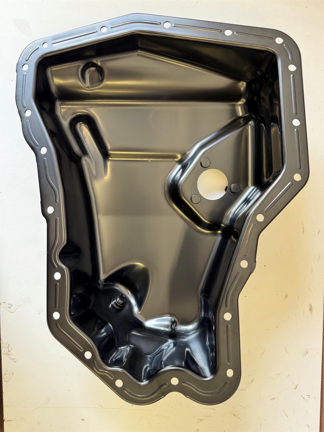 Land Rover Freelander 2 2.2 Diesel 2006-2014 Lower Engine Sump LR115654