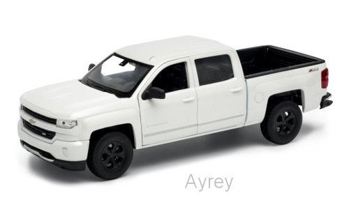 Welly 1:24 Scale Chevrolet Silverado, white