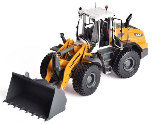 AT Collections 1:32nd Scale Liebherr L 546 G8 Wheel loader
Earthmoving bucket - Michelin XLD65 650/65R25 Tyres