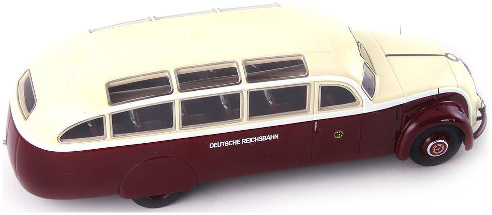 Autocult  1:43rd Scale Mercedes Benz LO 3100 Deutsche Reichsbahn' Ivory Red