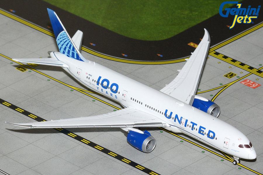 Gemini Jets 1:400th Scale Boeing B787-9 United Airlines N61101 '100 Years'