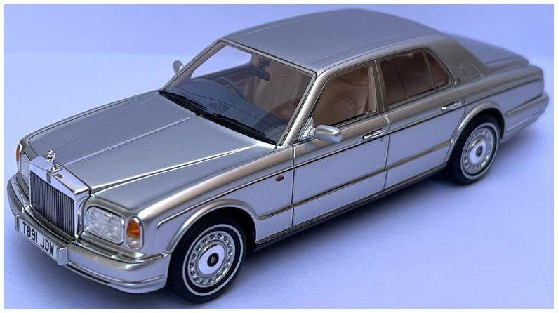 Matrix  1:43rd Scale Rolls Royce Silver Seraph Silver Pearl 1998-2002