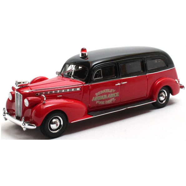 Matrix 1:43 Scale Packard Henney Fire Dept Ambulance 1940 Red/Black